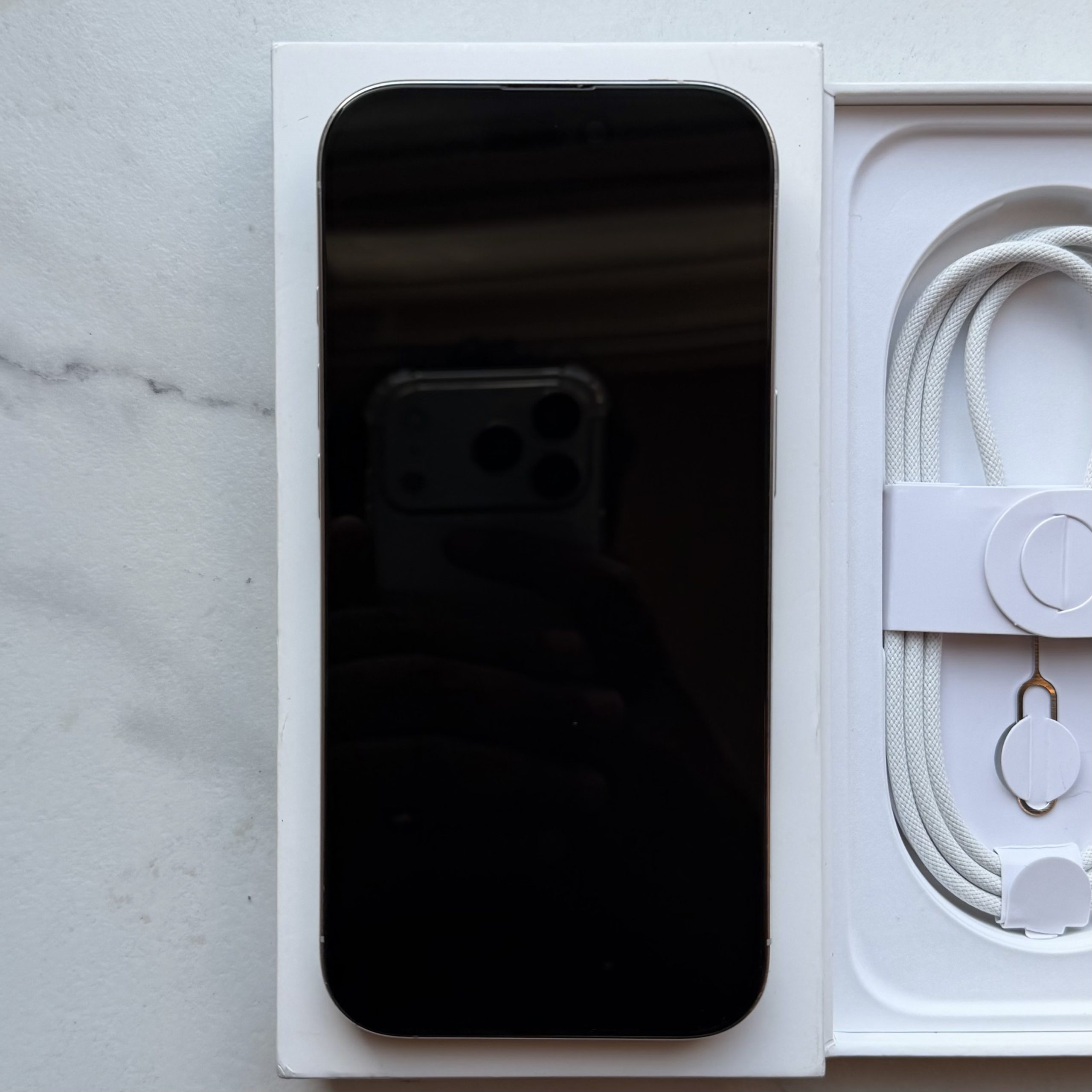 iPhone 16 Pro 128GB Unlocked (Excellent Condition) With Box & Charger - Image 4